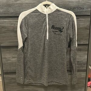 Never worn region 4 USA gymnastics quarter zip size XS